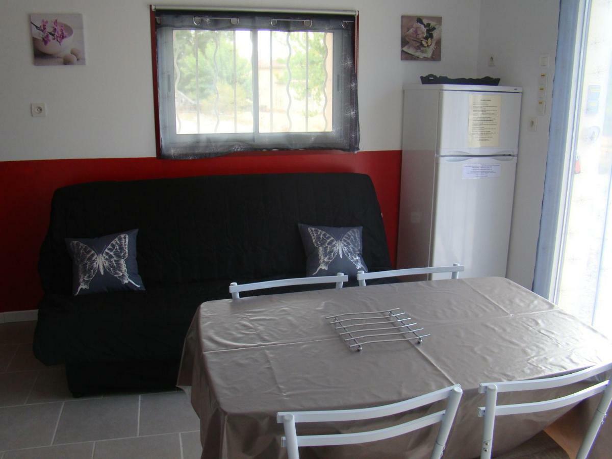 Studio/Gite Les Papillons Lablachère Екстериор снимка