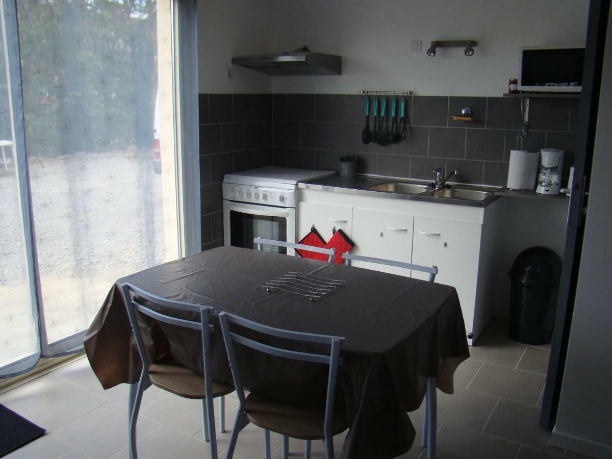 Studio/Gite Les Papillons Lablachère Екстериор снимка